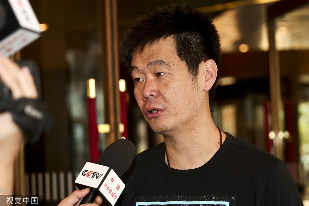 张涵予表示：;对特别小的细节，导演也在抠，特别专业，特别真实